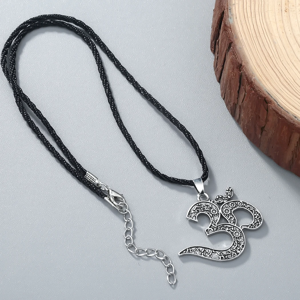 Retro OM Yogo Necklace Sun Totems Amulet Protection Pendant Men Punk Black Rope Antique Silver Gold Plated Female Jewelry Gifts