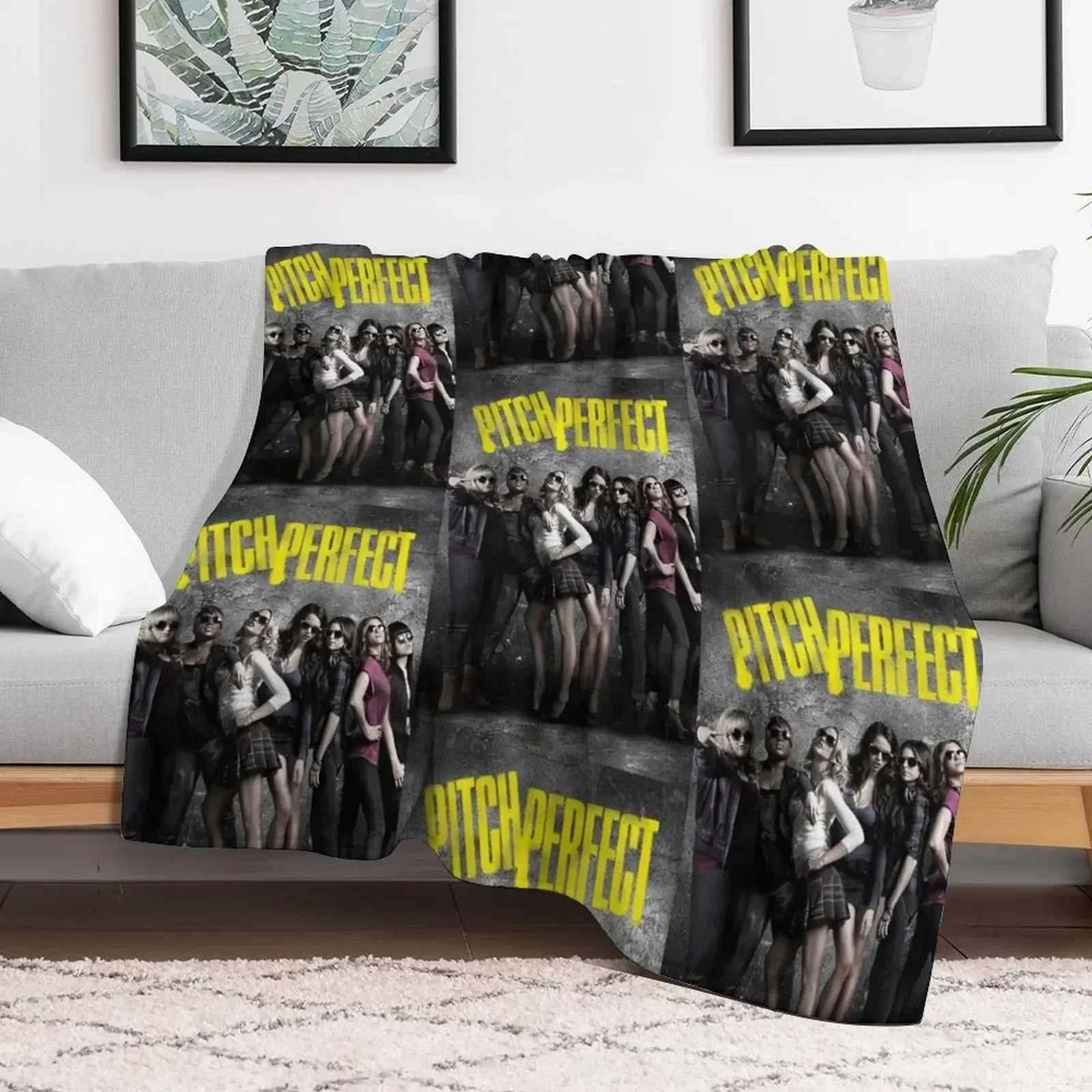 

Pitch Perfect Film Comedy Throw Blanket Flannel Fabric Loose Furrys Blankets
