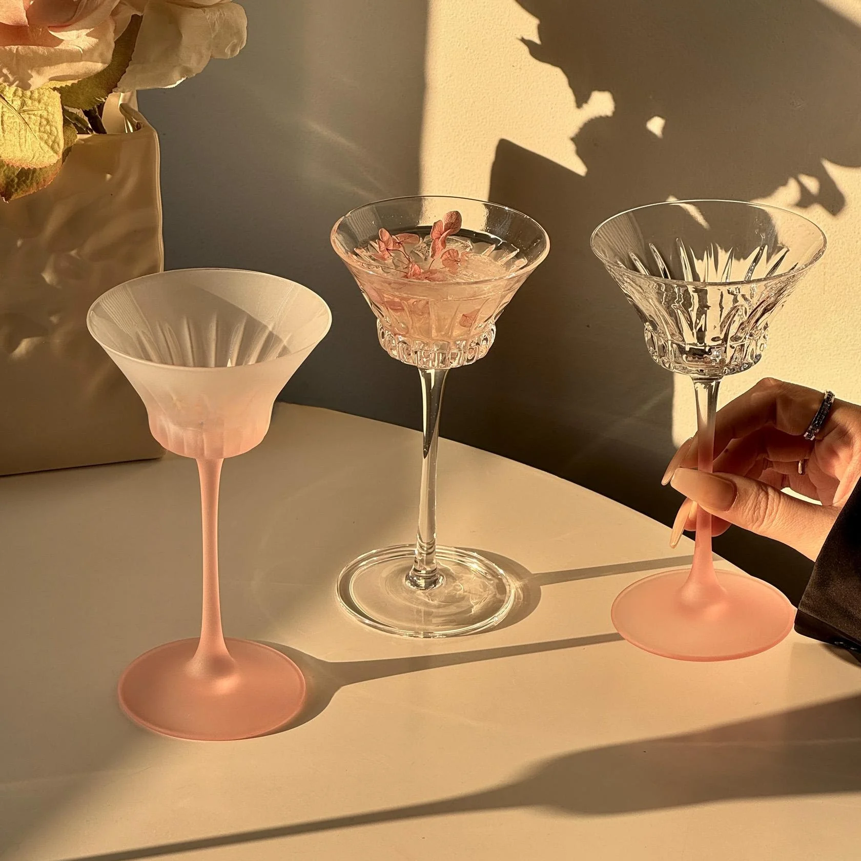 

High Foot Crystal Glass Cup for Champagne And Cotails Drinking Glasses Vintage Sle Single Layer round ape from China