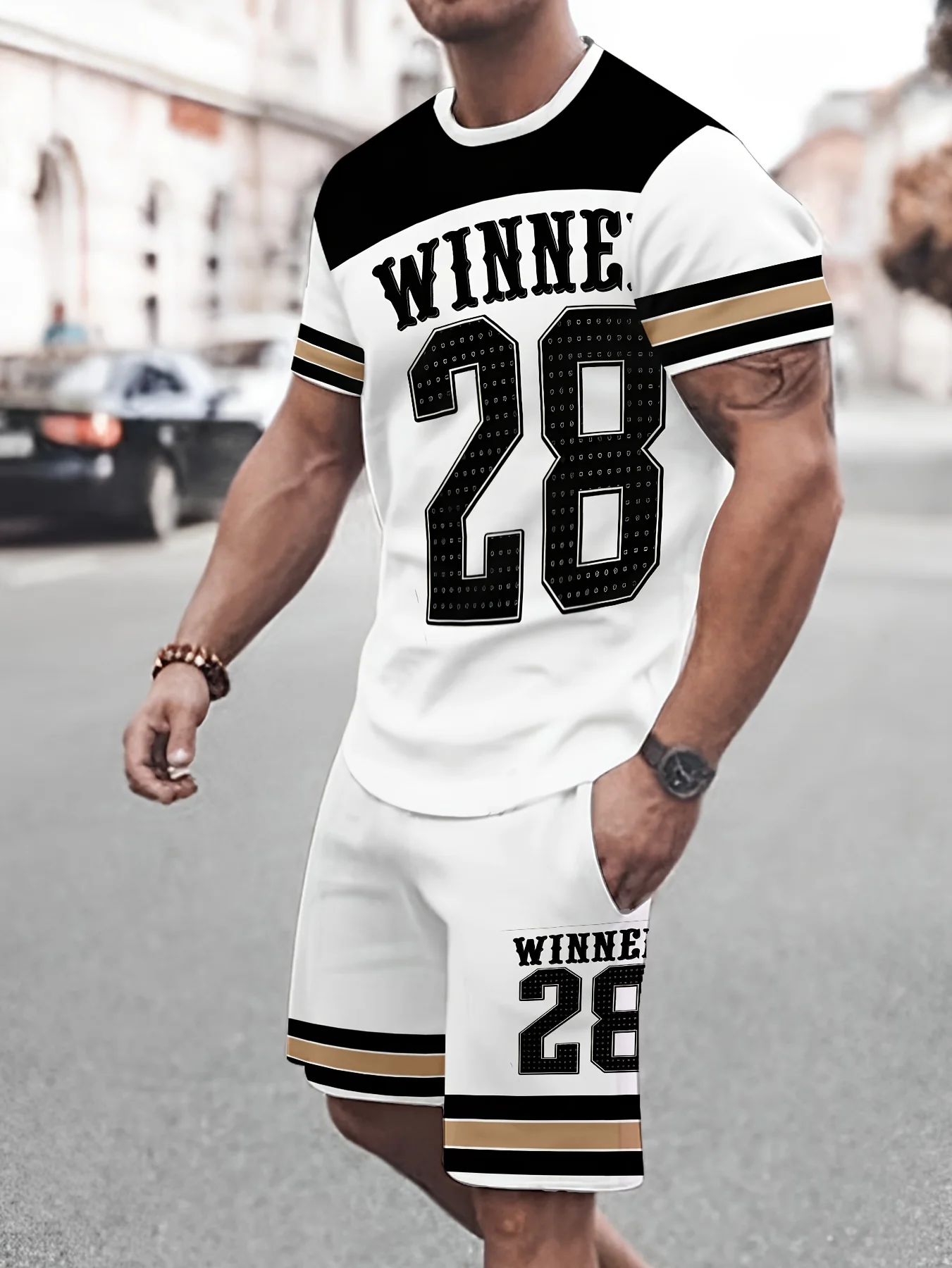 

The 2025 summer new men's breathable quick-drying sportswear and running sweatshirt