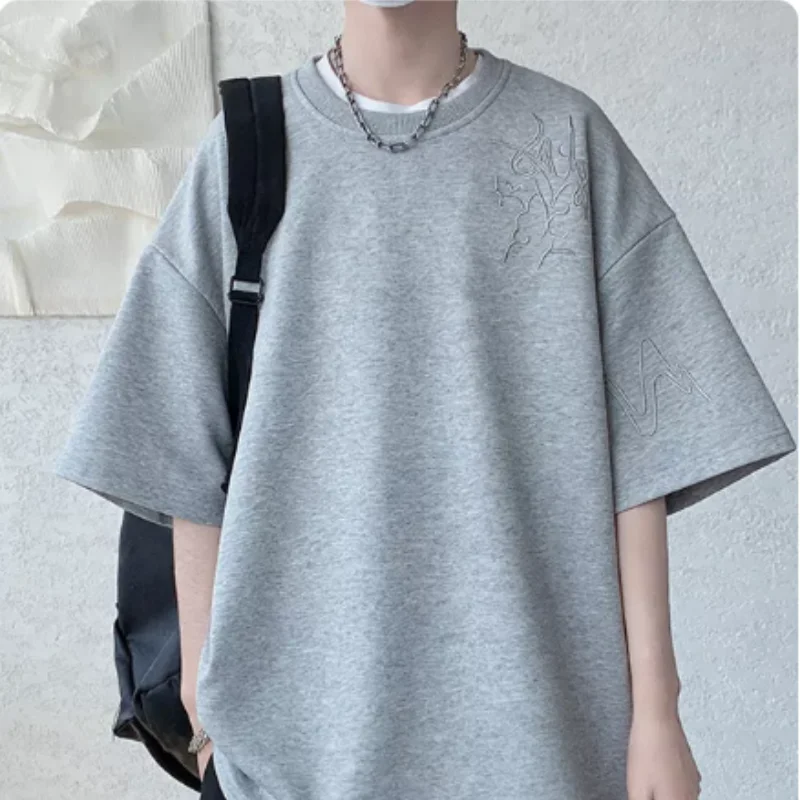Cleanfit personalized textured embroidery t-shirt for men - summer American streetwear round-neck top with full-length sleeves o