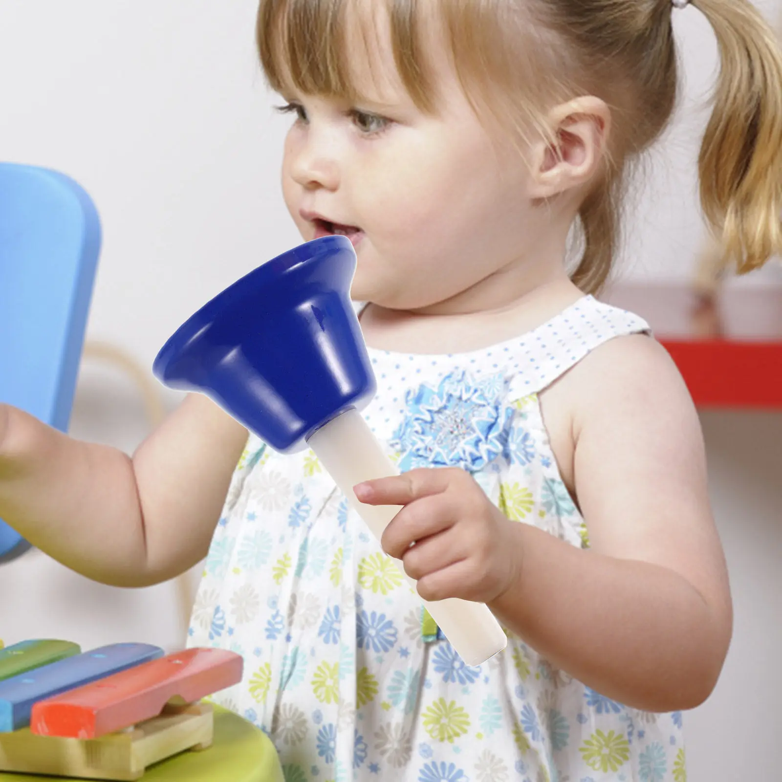 

Набор из 16 цветных ручных колокольчиков (8 нот) – настраиваемый музыкальный инструмент для детей и взрослых, для обучения, занятий в классе, выступлений и фестивалей