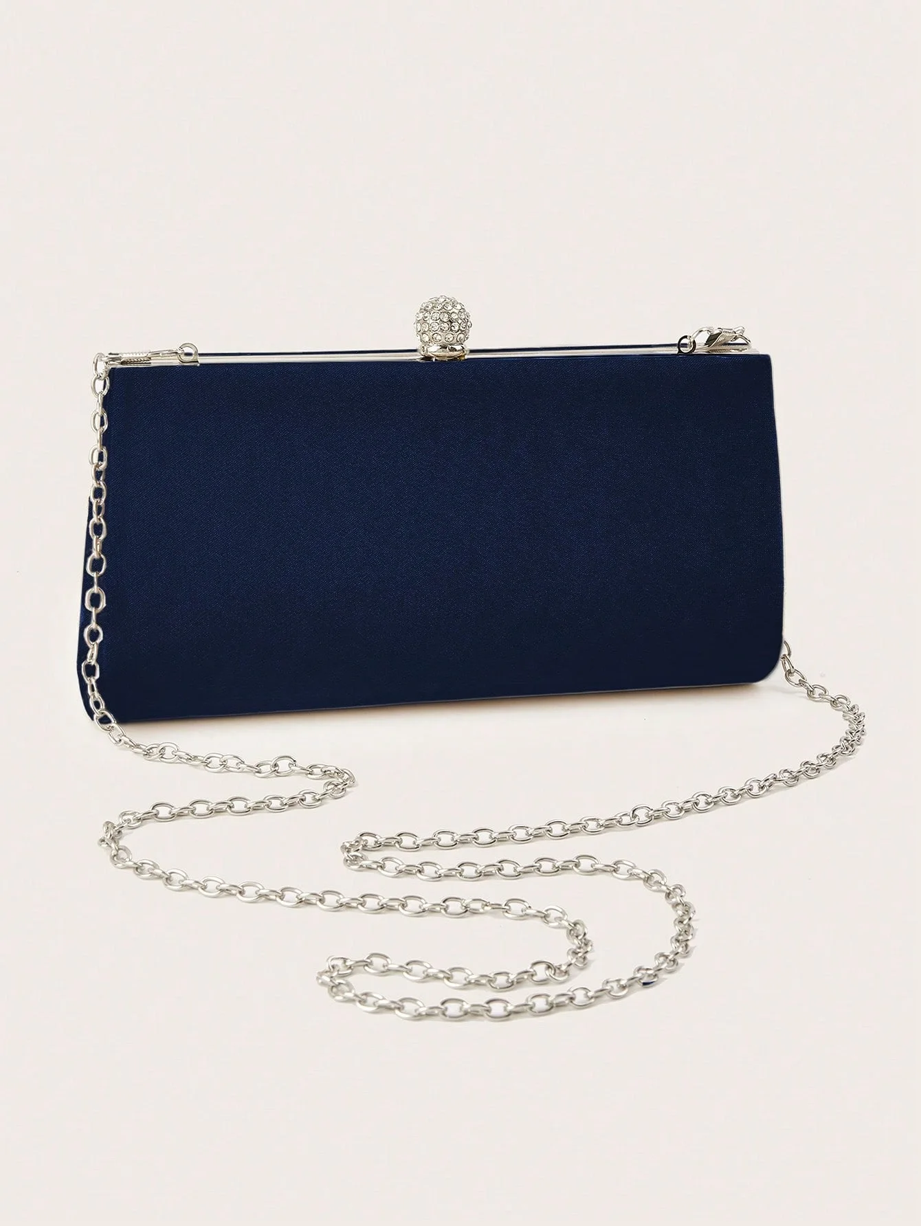 حقيبة يد نسائية عصرية وأنيقة ومتلألئة من حجر الراين، حقيبة مسائية، حقيبة حفلات، حقيبة مأدبة كروية رائعة وساحرة.