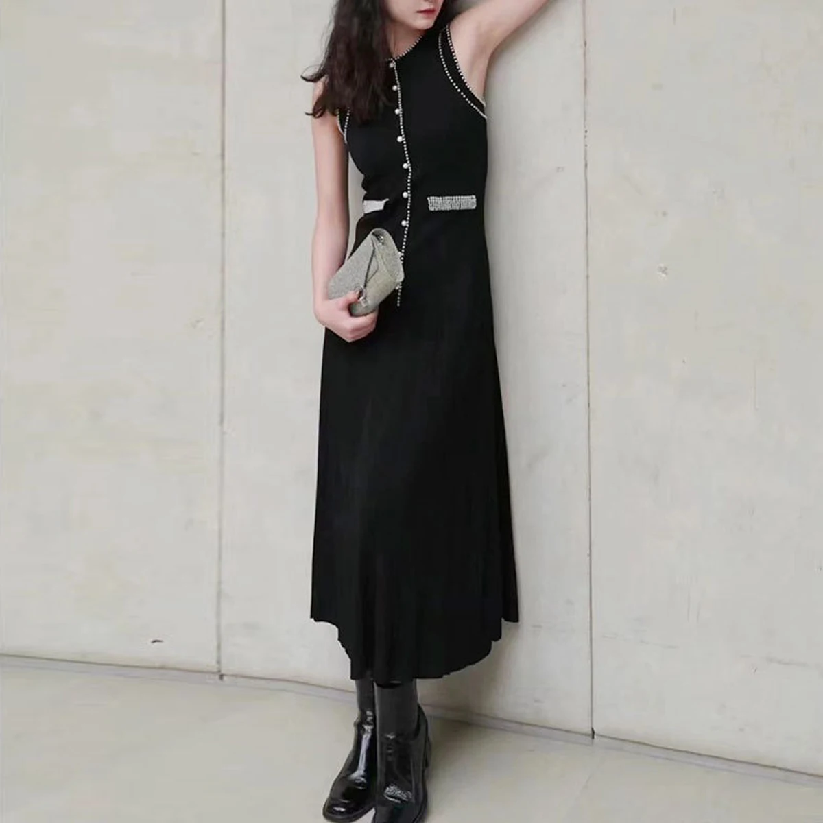 

High Quality Summer New Fashionable Temperament Commuting Pearl Lace Socialite Slim Fit Round Neck Sleeveless Long Dress