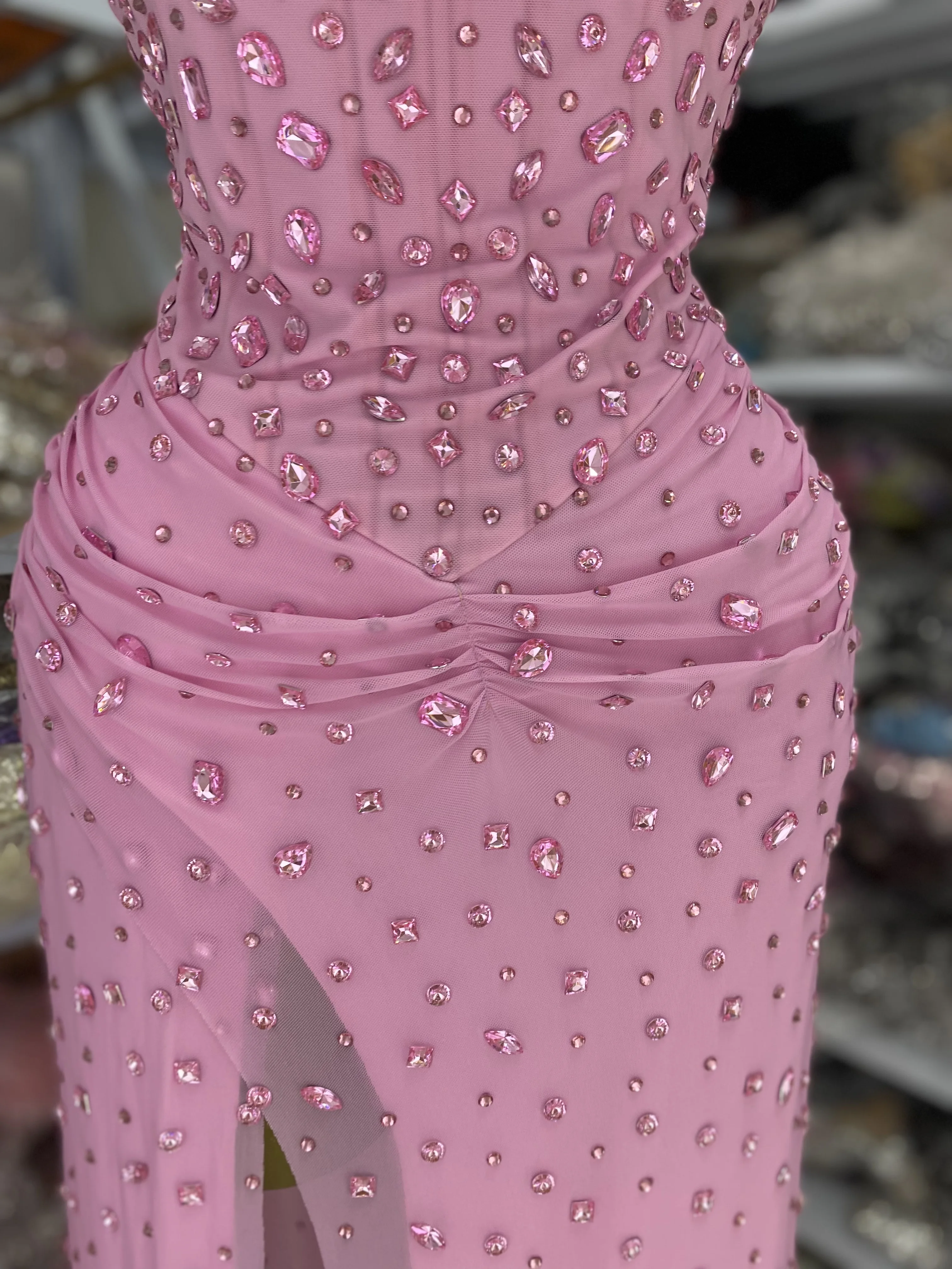 فستان عيد ميلاد نسائي وردي فاخر بطانة مرصعة بأحجار الراين الكريستالية بطول الأرض مناسبة خاصة فساتين الحفلات المسائية للمشاهير