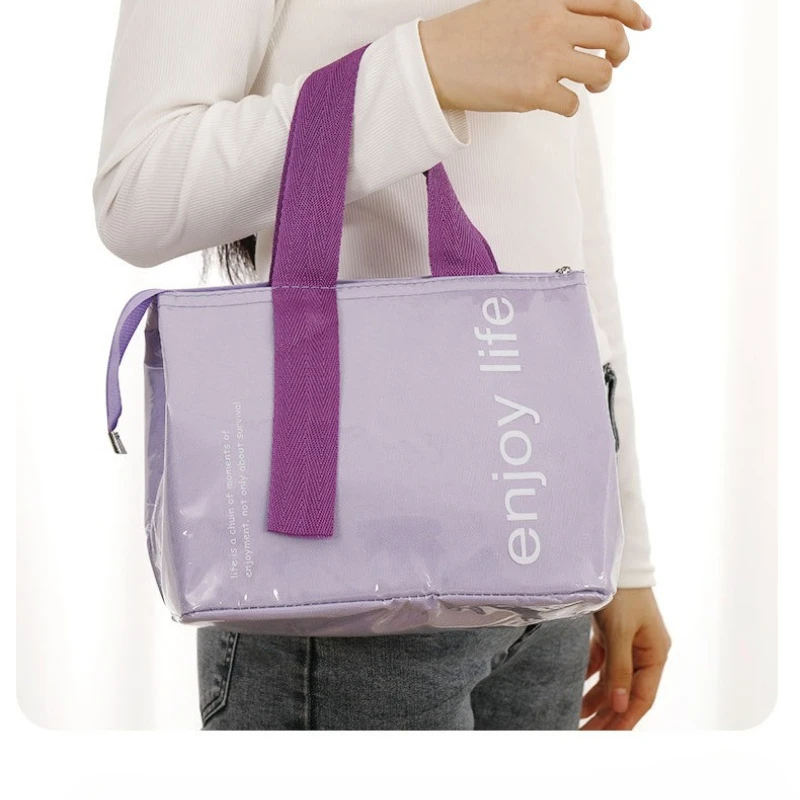 Waterproof and thickened lunch bag, portable insulated bag, suitable for office workers to carry insulated lunch bags.
