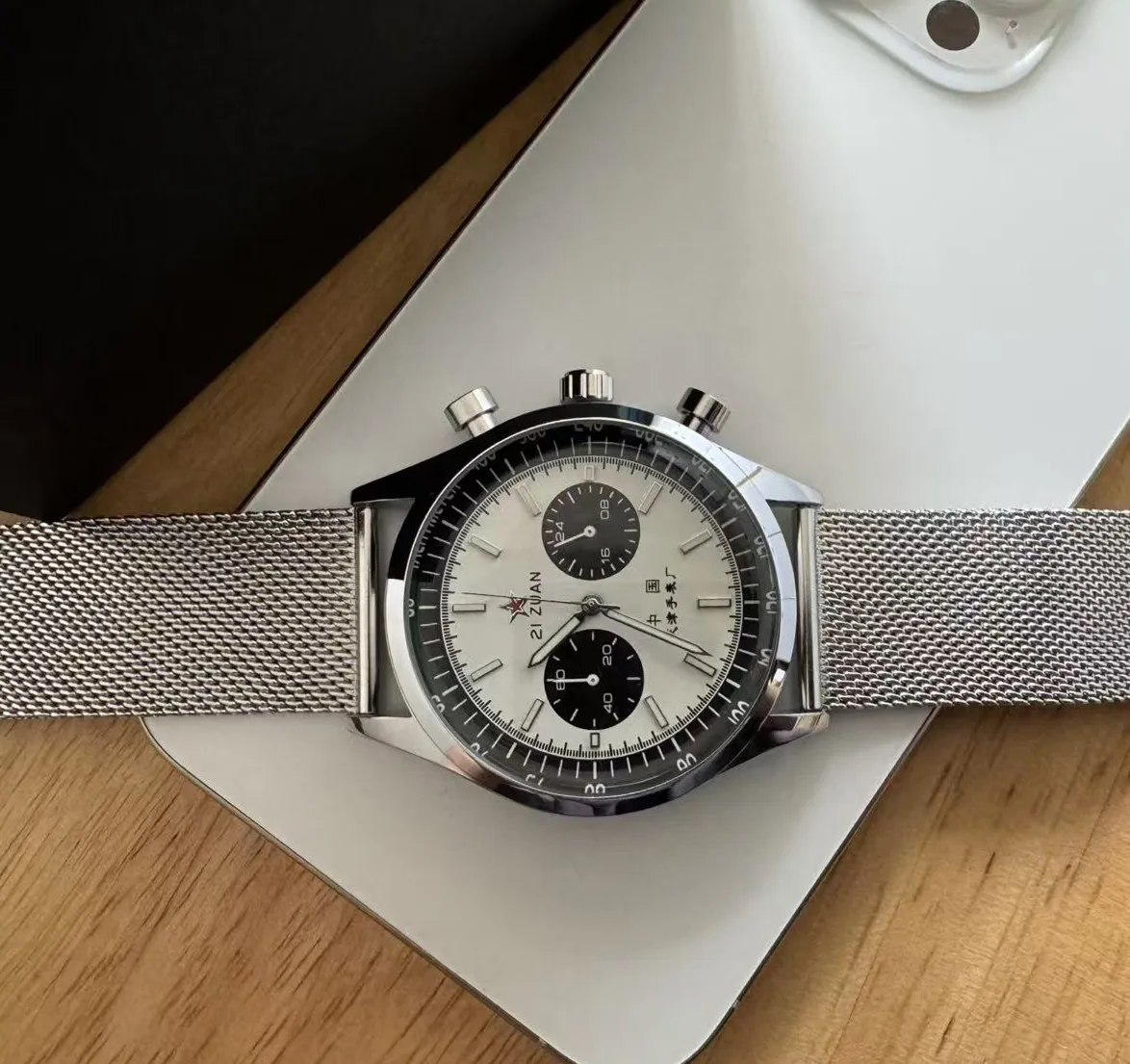 Men's Popular Quartz Watch Full Function Timer - Stylish Timepiece for Fashion And Function