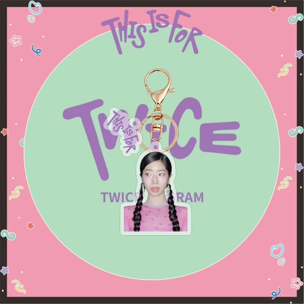 KPOP المعبود مرتين هذا مخصص لألبوم Merch المفاتيح للنساء الرجال Kawaii الاكريليك حلقة رئيسية حامل الهدايا حقيبة السيارة إكسسوارات جذابة