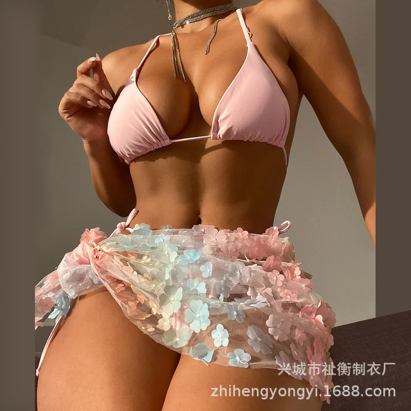 New Bikini Swimsuit Womens Three Piece Set European and American Sexy Bikini Neck Strap Floral Gauze Skirt Swimsuit Micro Bikini