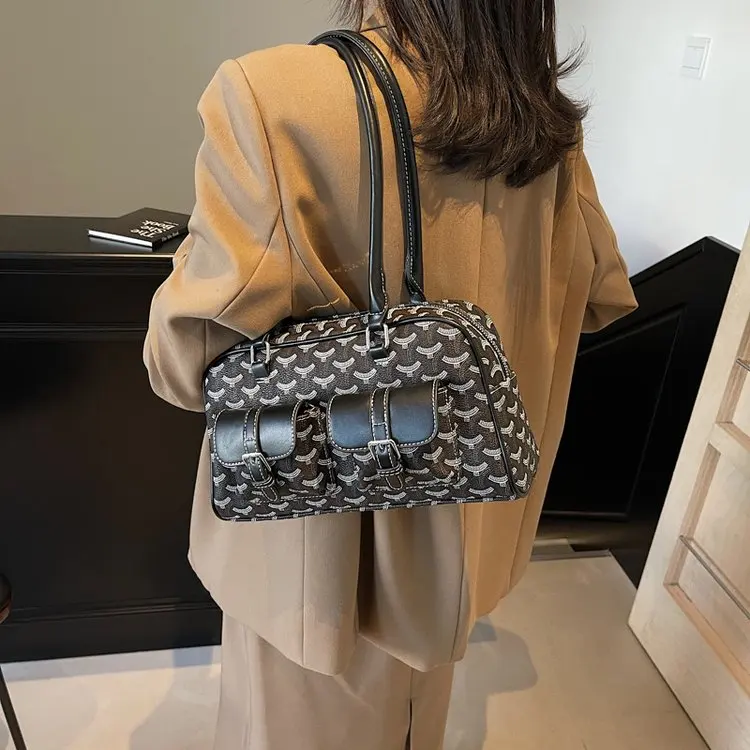 Solid Color Commuter Diaper Bag Elegant Leather Retro Square Satchel Unique Leisure Business Tote For Shopping - view 2