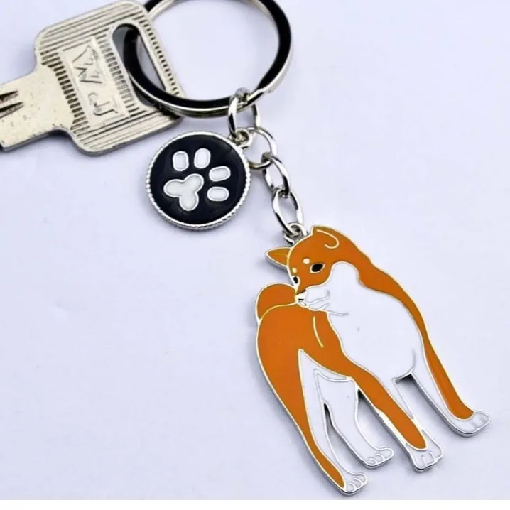 Cute Pet Akita Dog Keychain Paw Dog KeyRing Akita Dog Charms Key chains pendant Gifts