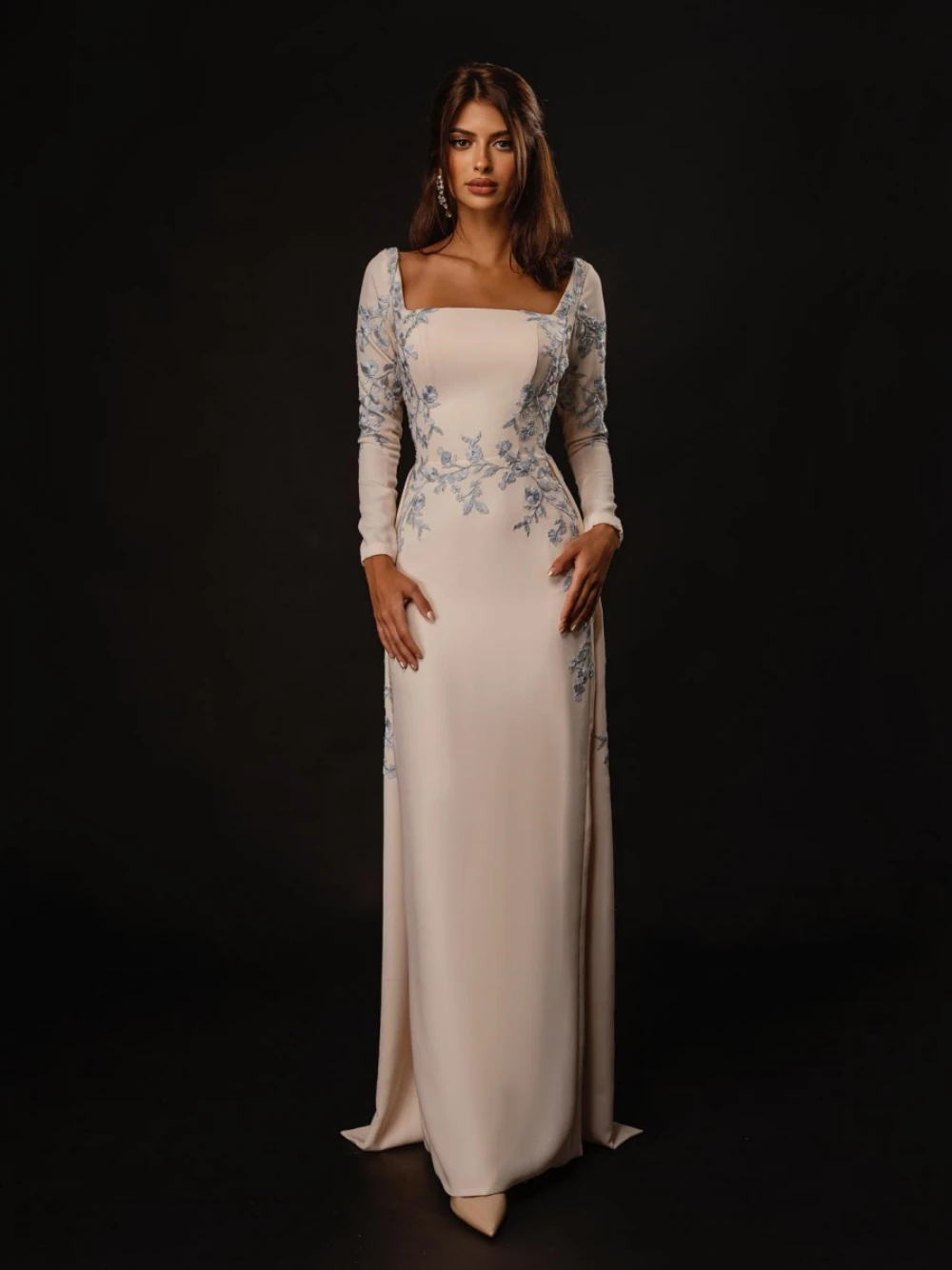 Customized Ball Prom Dresses Exquisite Square Sheath Evening Embroidery Flower Vertically S Formal Occasion Gown فساتين كوكتيلفس