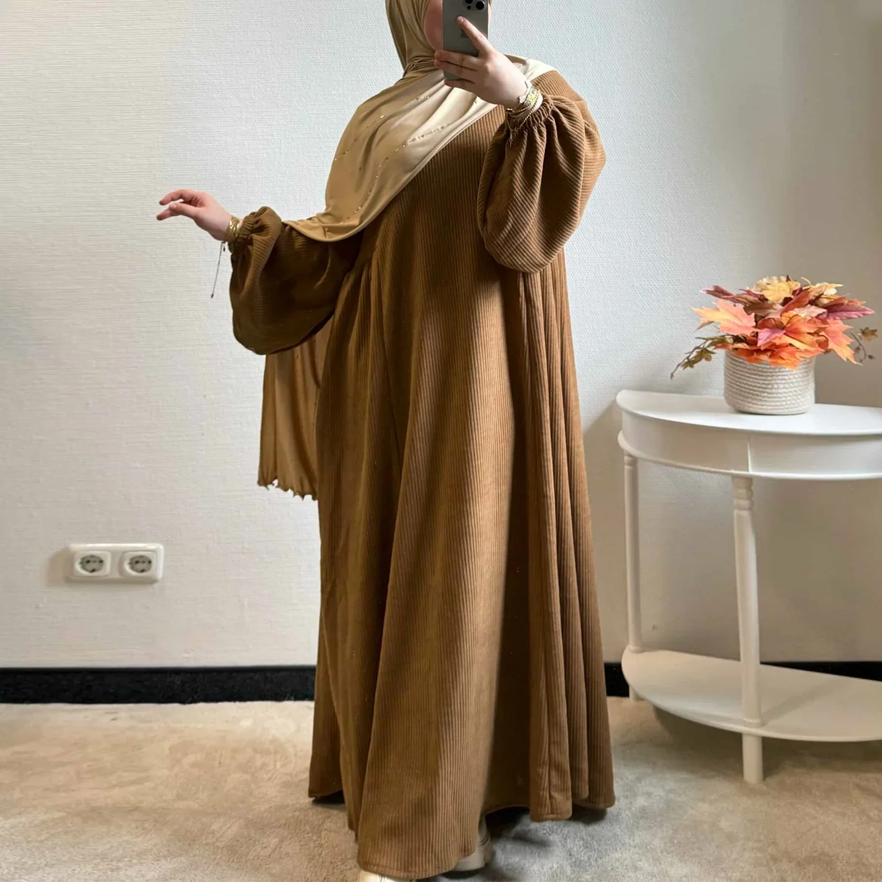 الشتاء سروال قصير عباية فستان مسلم دافئ عبايات مغلقة للنساء دبي الفاخرة تركيا قفطان الحجاب رداء رمضان عيد الإسلام الملابس