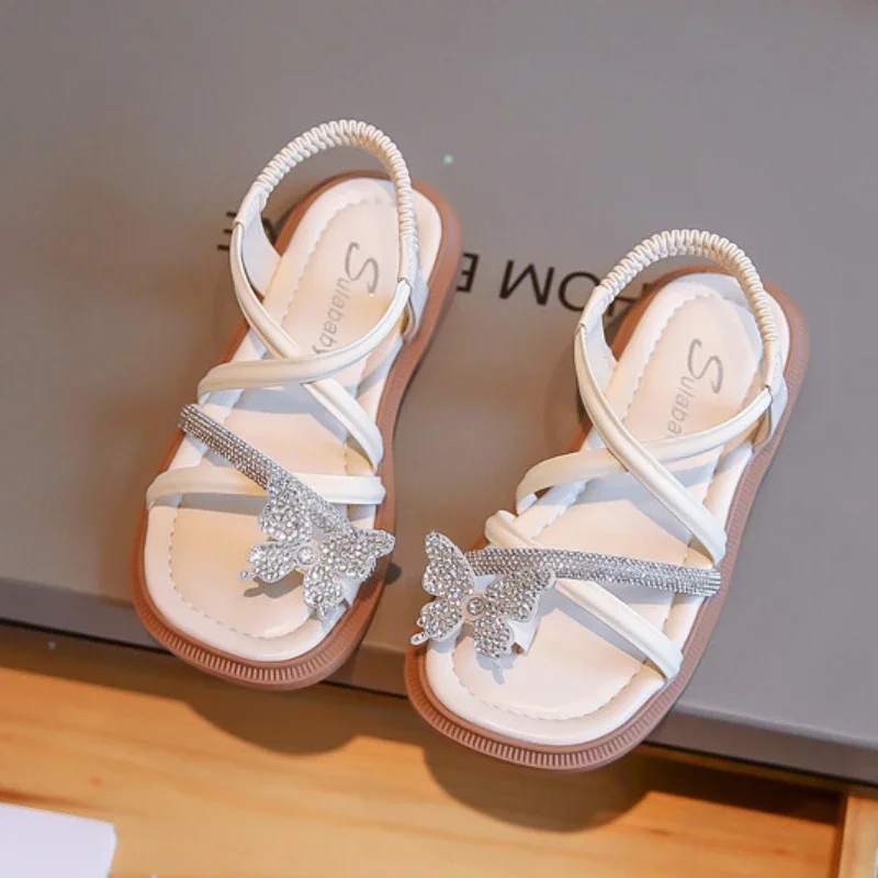 2024 Kids Sandals for Girls Summer Luxury Princess Rhinestone Butterfly Dress Shoes Fashion Sweet Children Cut-outs Flat Sandals