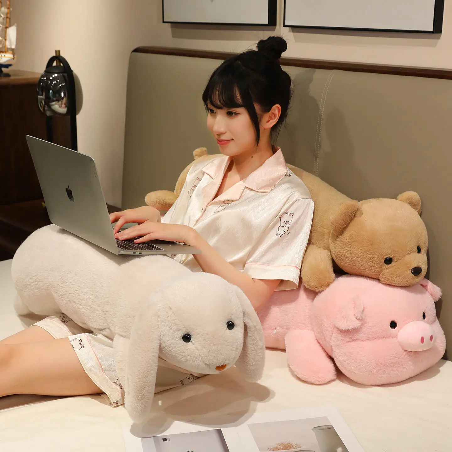 

New Cozy Cartoon Animal Plush Throw Pillow Stuffed Warm Piggy Rabbit Bear Raccoon Long Pillow Big Size Sleeping Hugging Toys