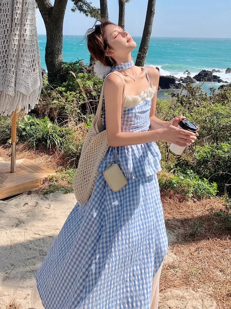 

French Plaid Style Two-Piece Women'S Summer Floral Camisole Top Paired With Mesh Patchwork Irregular Skirt Set