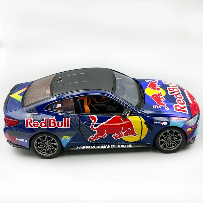 CCA1/24 M4 G82 Modello di auto in lega Red Bull Co Marchio di auto da corsa Simulazione Giocattolo sonoro e leggero