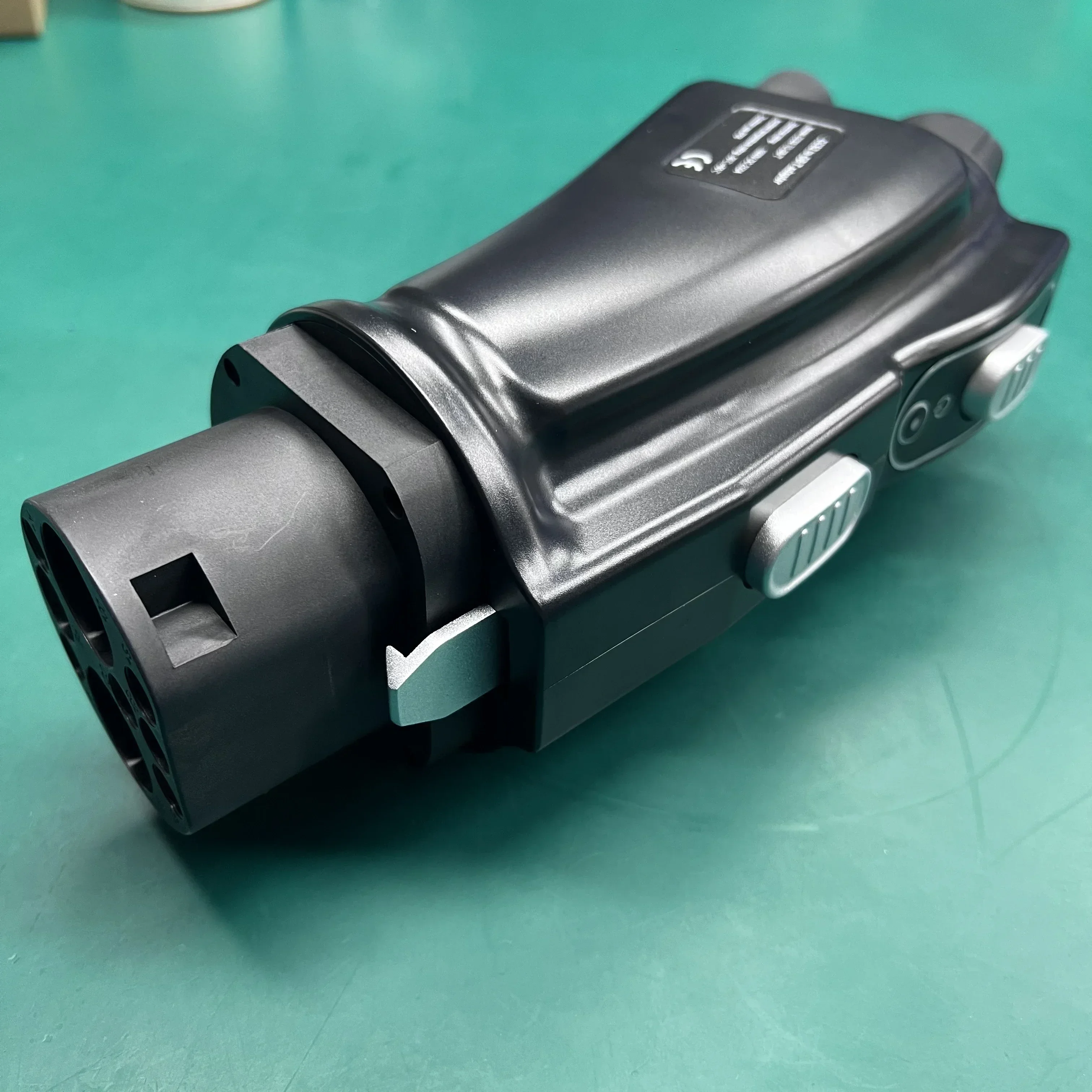 محول شحن CCS2 إلى GB/T عبر الحدود 200 أمبير #5