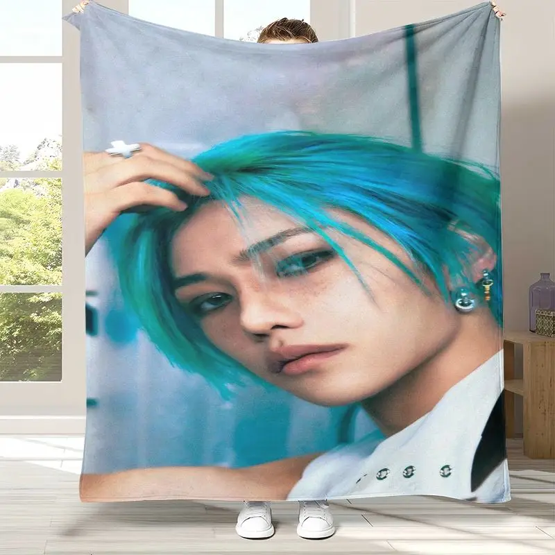 SK Korean F-Felixs Star Lee Yong Bok Flannel Throw Blanket,Cozy Warm Blanket for Bed,Sofa,Living Room,Picnic,Camping,Home Decor