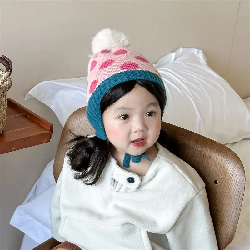 Cute Vintage Polka Dot Knit Hat for Kids Winter Cute Cross Furball Scarf Hat 2-piece Set Children Color-blocked Beanie