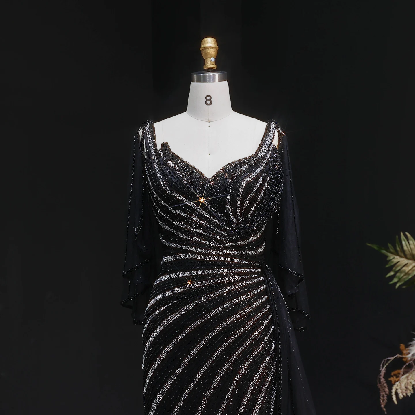 Sharon Said Luxuriöses Schwarzes Abendkleid, Lang, Perlenbesetzt, V-Ausschnitt, Cape-Ärmel, Elegante Ballkleider, Hochzeitsfeier, Damen, SS063, Maßanfertigung – Detail 6