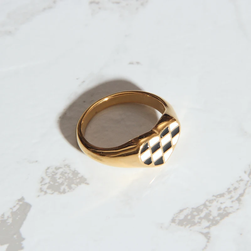 Sommar Newest Gold Plated Size 6 7 8 Finger Ring Heart Shaped Checkerboard Jewelry on The Neck Jewellery
