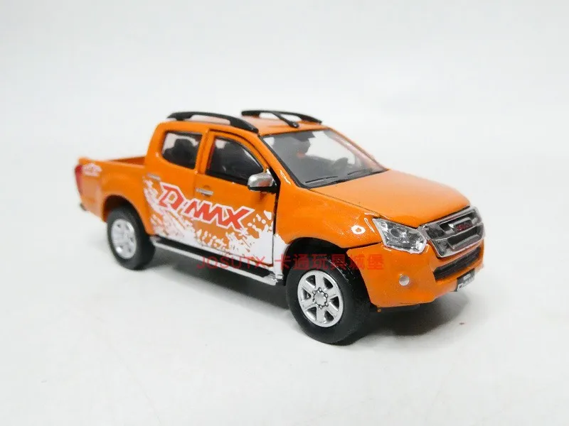 BM 1:64 ISUZU Pickup ISuzU D-MAX toy model car finished alloy can open doors