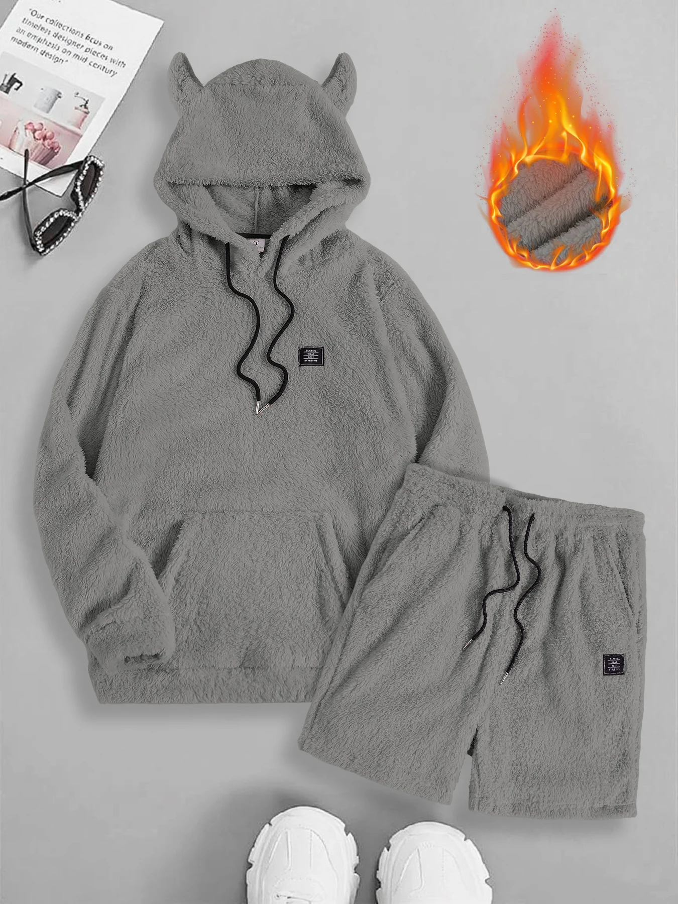 

Men's Grey Cat Ear Fleece Hoodie + Drawstring Shorts Set Fleece Lined Cute Casual Loungewear 2 Piece Outfit