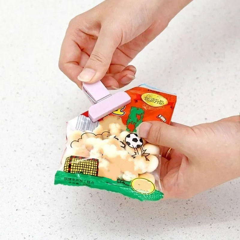 New 12/24Pcs Bag Plastic Clips Househould Snack Storage Bag Sealer Kitchen Mini Vacuum Sealer Clamp Food Clip Bag Seal Tool