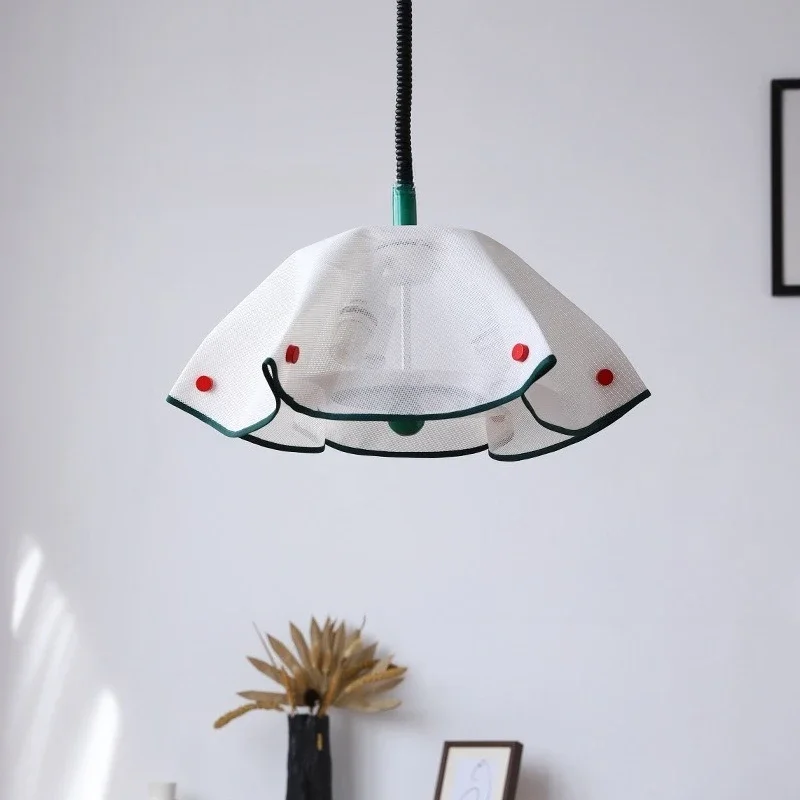 

French medieval bedroom chandelier surprised by the quiet wind study light retro fabric pattern restaurant bar