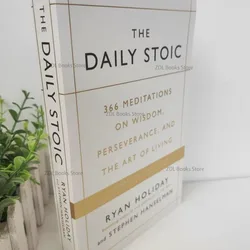 The Daily Stoic By Райан праздник 366 размышления о мудрости и искусстве живой книги либрос