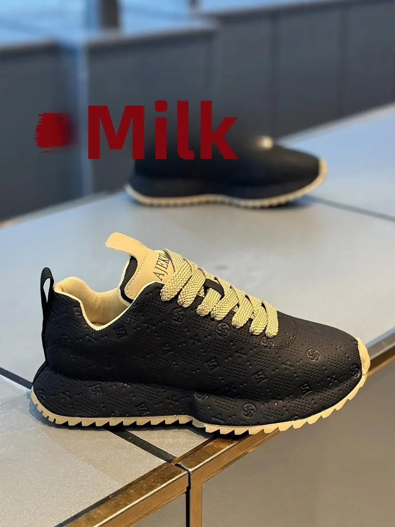 

Men's Sporty Casual Shoes Waterproof Anti-slip Thick Bottom Heightening Black Board Shoes Youthful Versatile Low Top Sneakers