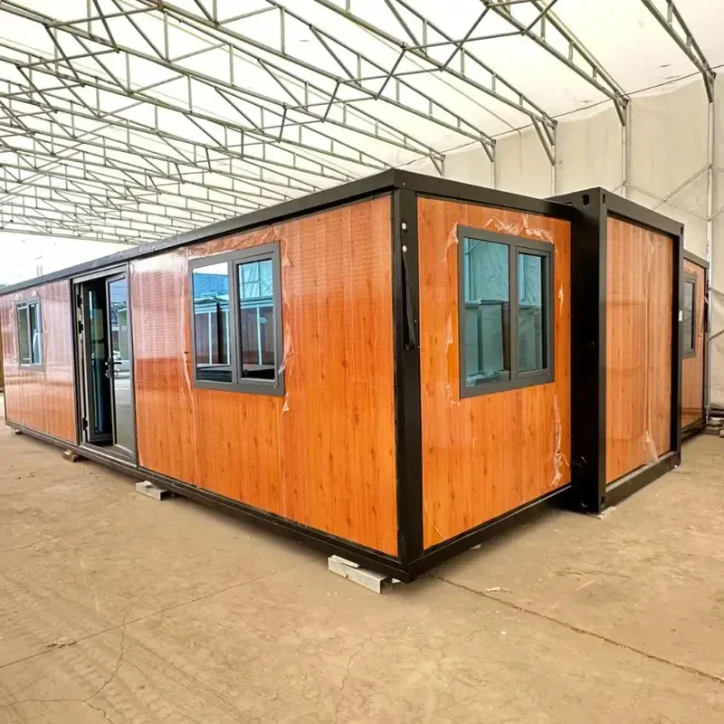 Back Yard House Customized Container House 40 Ft 20Ft Portable Tiny Home 2 3 Bedrooms Expandable Container House Homestay