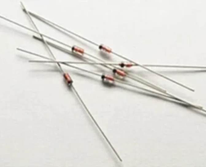 50 3V 1/2W voltage stabilizing diodes