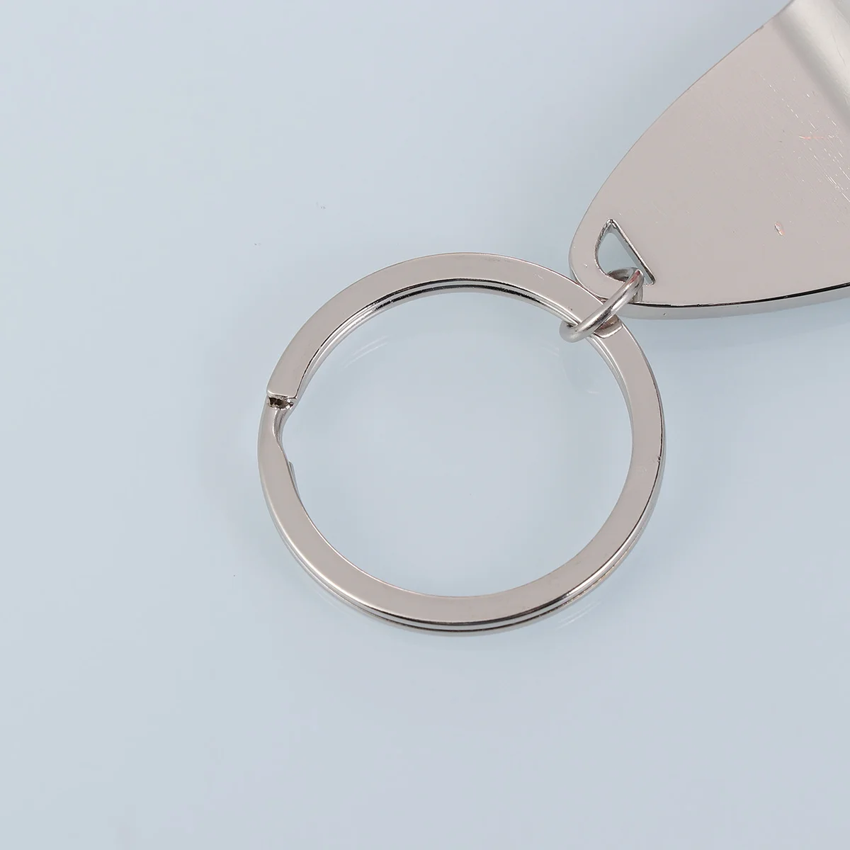 

3Pcs Alloy Bottle Opener Keychain Stylish Mini Beer Openers Portable Keyring for Hunting Camping Survival Use Bottle Opener