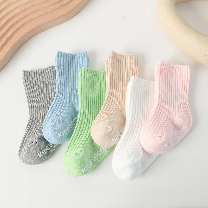 Calcetines hasta la rodilla de algodón para niñas, medias cortas de Color caramelo, para verano y otoño, novedad