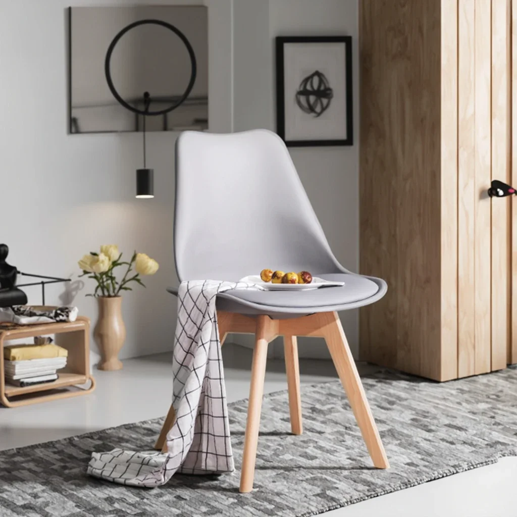 

-Modern Design Wooden Fabric/PP Restaurant Hotel Dining Chair Portable Home Furniture for Apartment and Dining Room Use