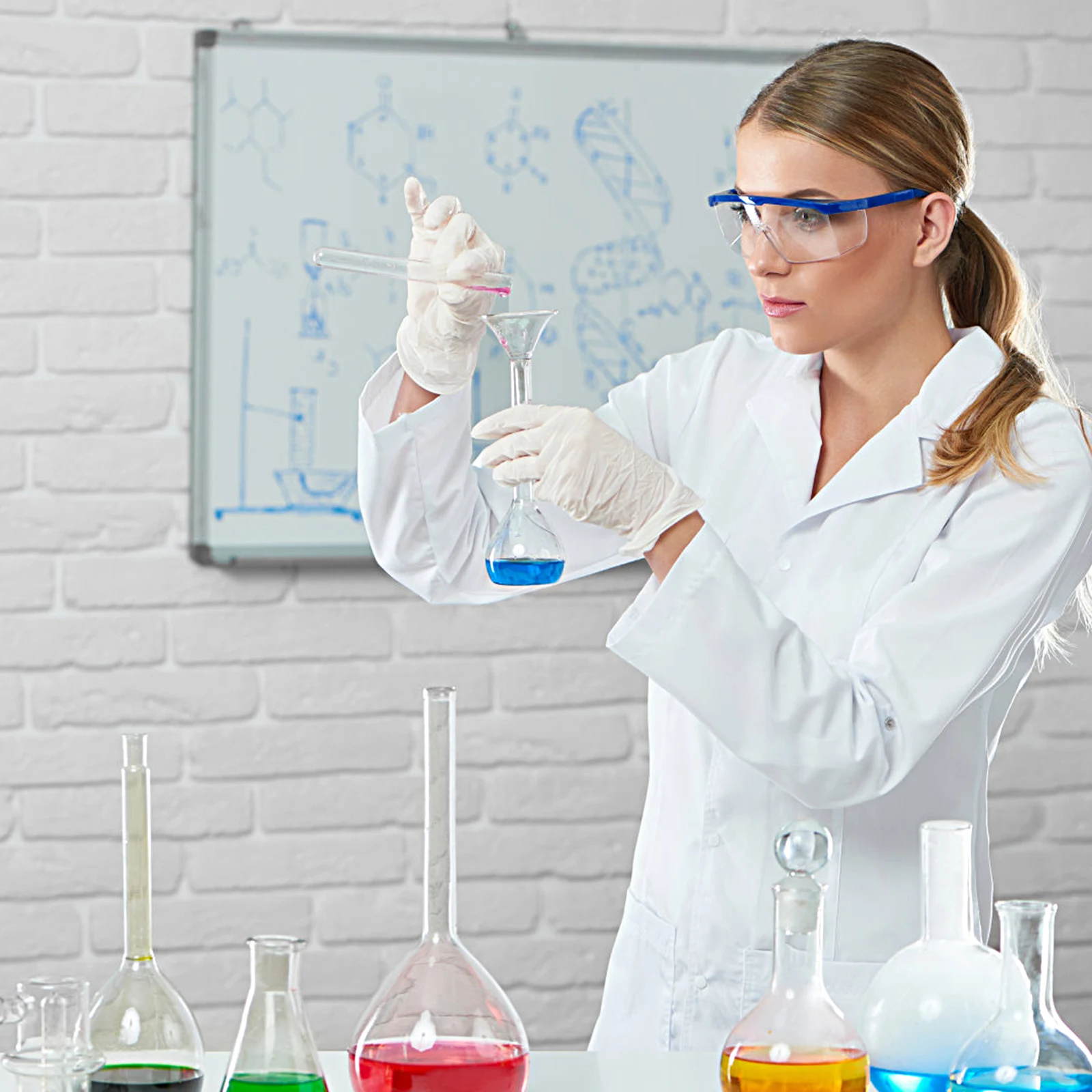 

4Pcs Glass Funnels Glassware Reusable Chemistry Equipment School Supplies High Transparency Heat Resistance