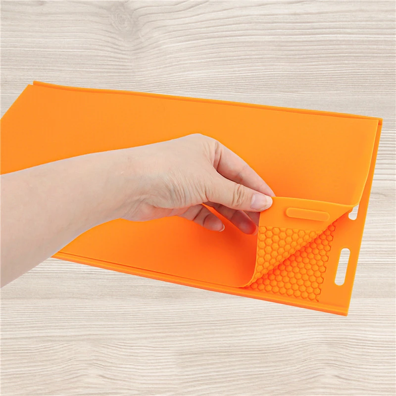 Silicone Beeswax Mold Beeswax Sheet Flexible Beeswax Foundation Press Embosser Machine Bee Keeping Supplies Nest Foundation