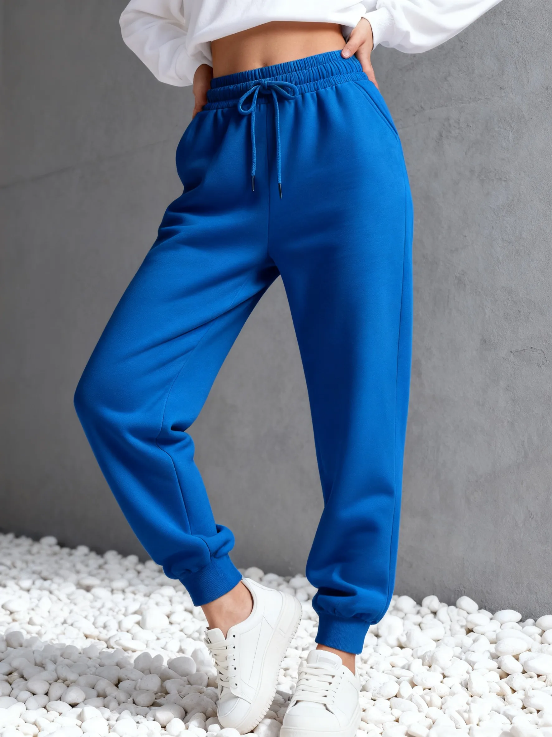 Pantalones informales lisos para mujer, pantalones de chándal cómodos de otoño, pantalones con bolsillos versátiles, pantalones con cordón a la moda, pantalones deportivos de lana para correr
