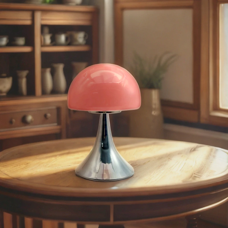 

Glass Lamp Indoor Desktop Decorative Lamp Horn Base Paired with Half Round Lampshade Essential Night Light for Home
