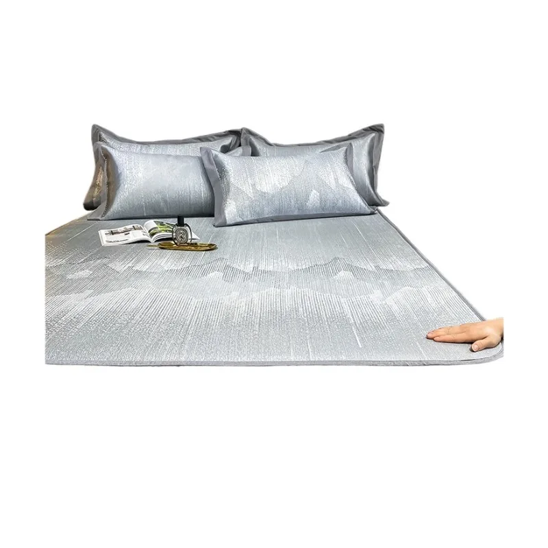 

High-end Class A ice silk mat three-piece set