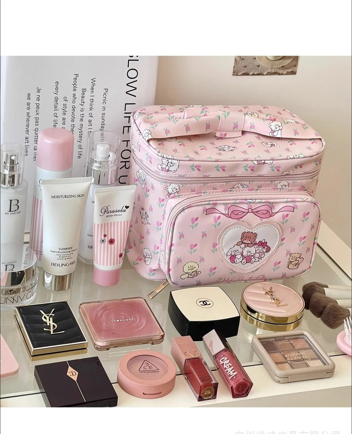 2026 Cute Cartoon Bear Waterproof Cosmetic Bag Large Capacity Handheld Travel Women Makeup Storage Pink Toiletry Bag