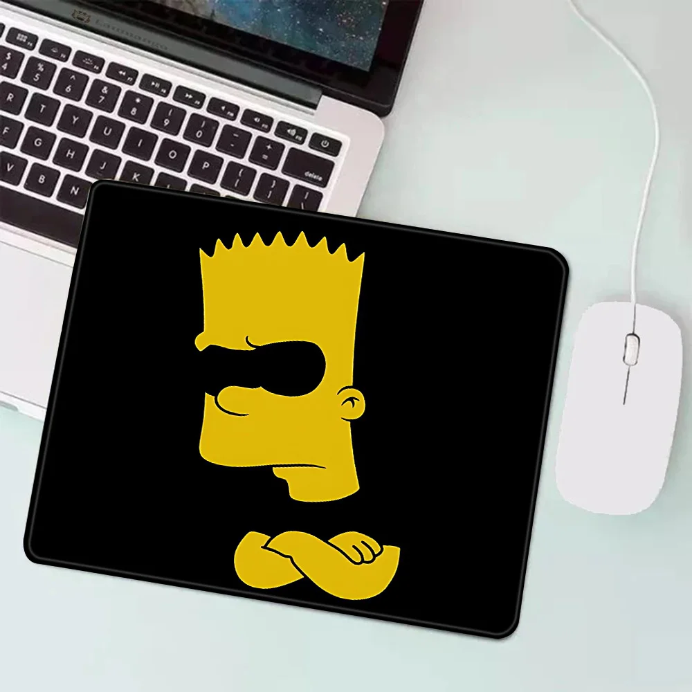 لوحة ماوس بسيطة للألعاب ، لوحة ماوس صغيرة XS لألعاب الكمبيوتر ، زخرفة سطح المكتب ، حصيرة ماوس مكتبي ، بساط سطح المكتب