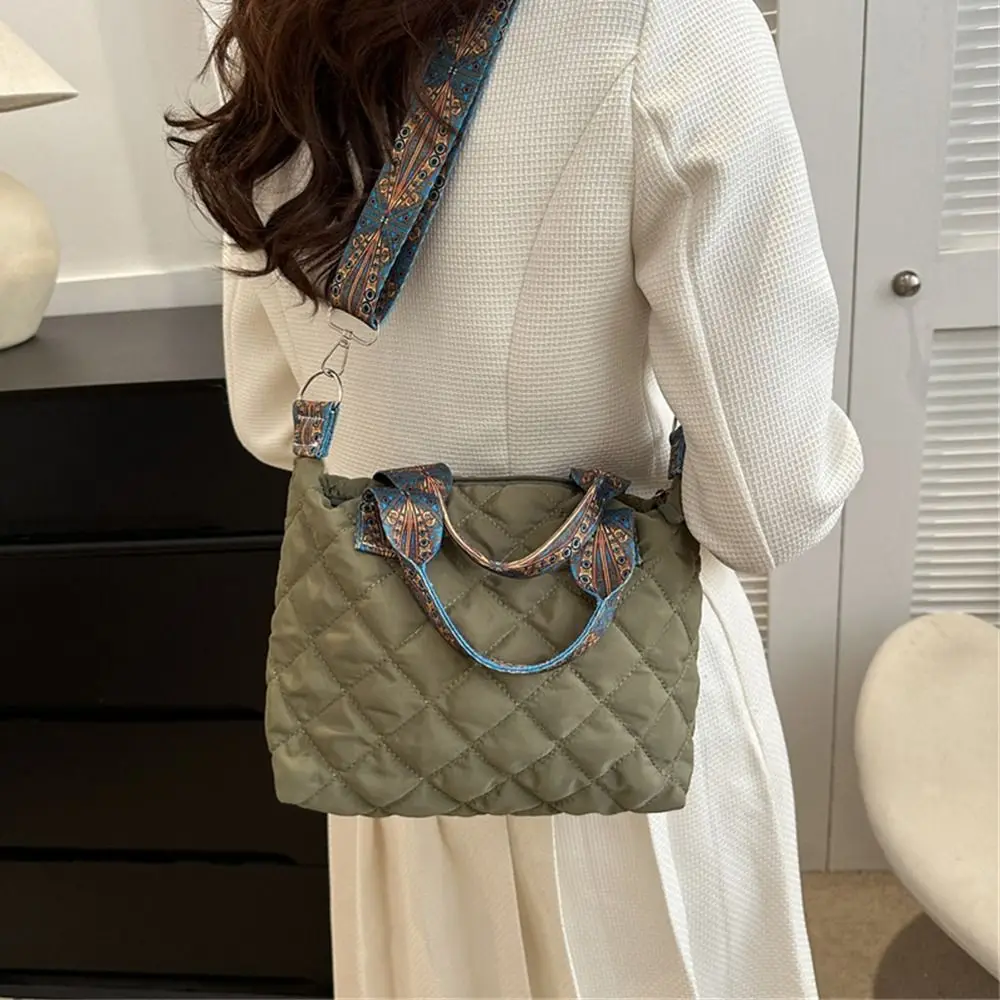 Fashion Women Small Handbags Large Capacity Quilted Tote Bags Down Cotton Padded Shoulder Bags Messenger Bag Girls Underarm Bags