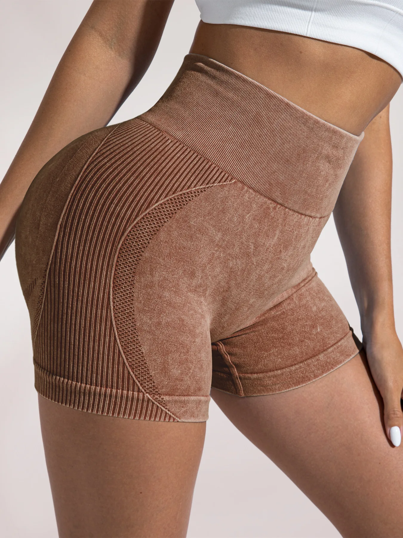 Damen Sand-Wash High-Waist Yoga-Shorts mit Bauchkontrolle und Po-Lifting-Effekt, Hochelastische Slim-Fit Sporthose für Laufen, Fitness und Workout – Detail 39