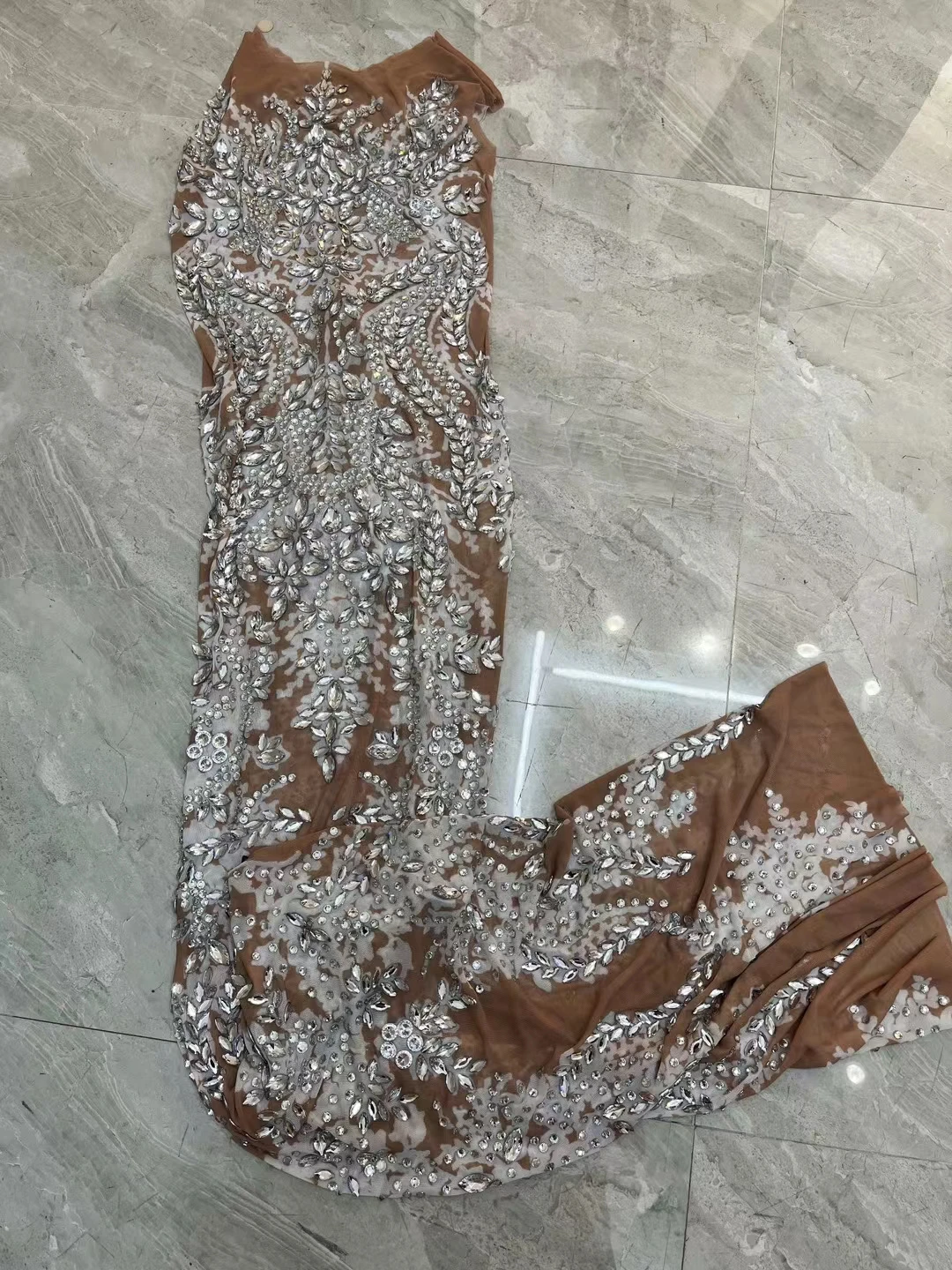 Vestido transparente sin mangas con diamantes de imitación brillantes para mujer, vestidos de actuación de cumpleaños, fiesta de noche, disfraces de actuación en escenario