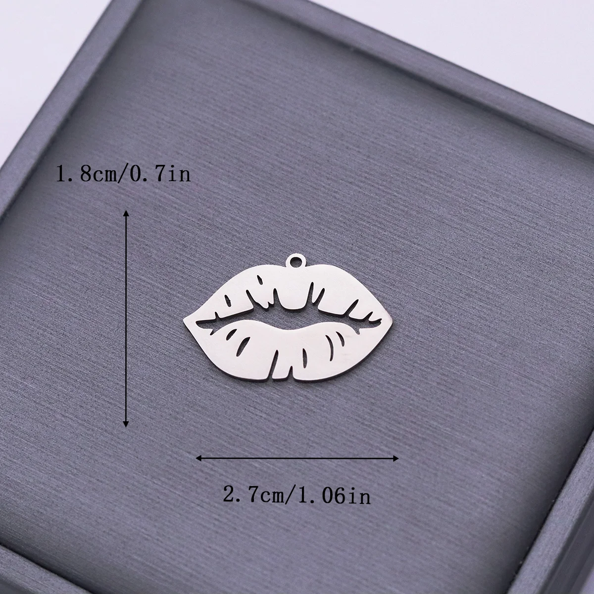 3pcs Sitting Cat Charms DIY Earring Necklace Bracelet Cupcake Lips Face Flower Butterfly Witch Bat Pendant For Jewelry Making