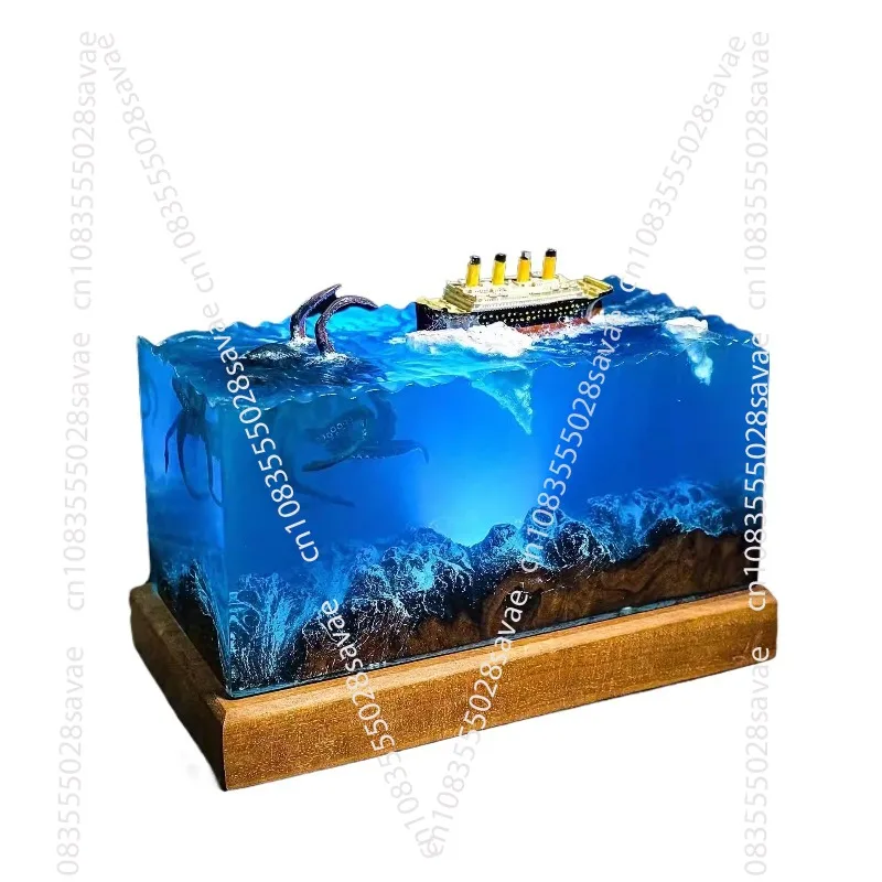 titanic-et-monstre-de-mer-poulpe-geant-bois-resine-decoration-faite-a-la-main-cadeau-ornement