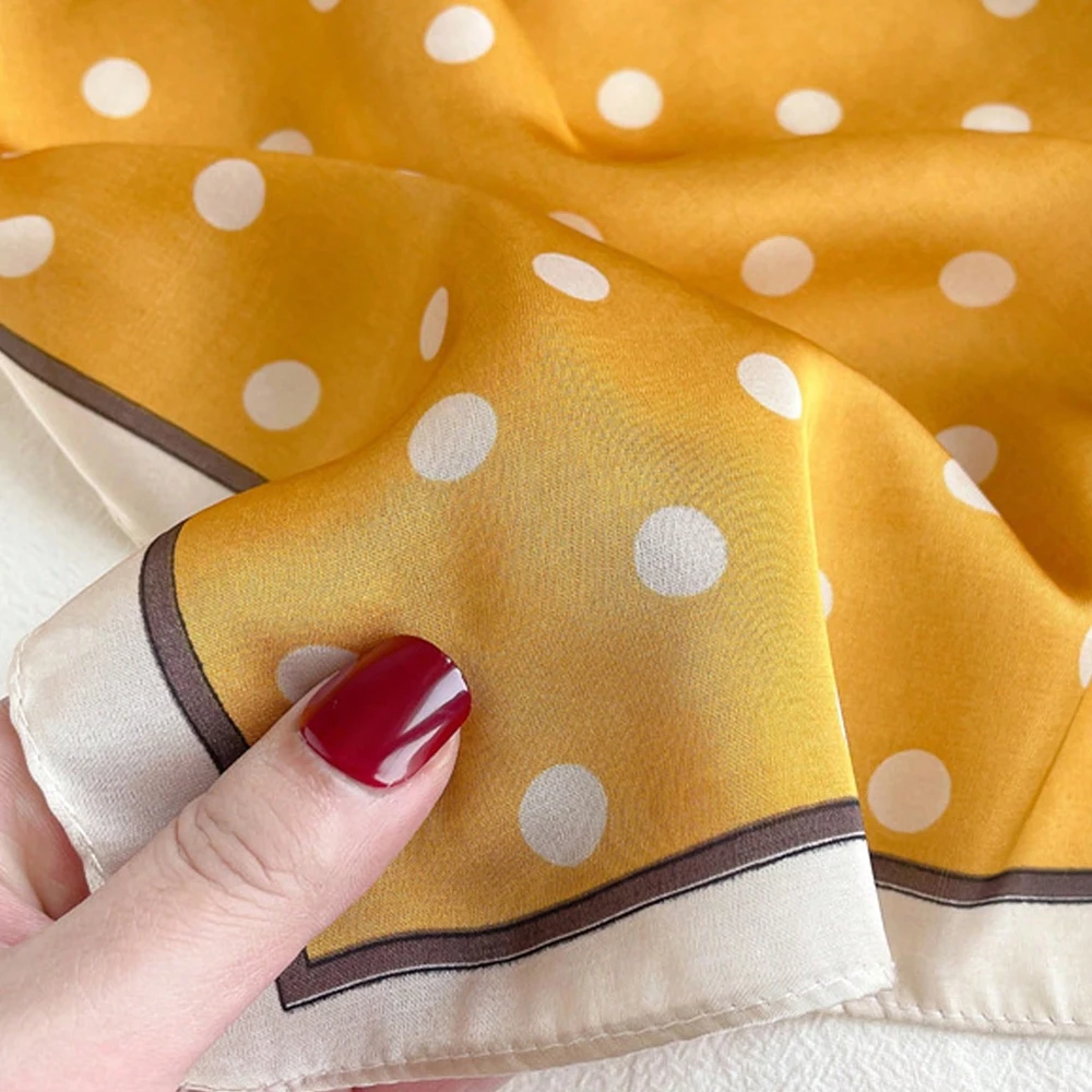 1 Stück Luxuriöses Elegantes Modisches 70 * 70cm Seiden-Bandana-Tuch mit Polka-Dot-Muster für Damen Geeignet für Tägliches Tragen und Als Geschenk – Detail 7